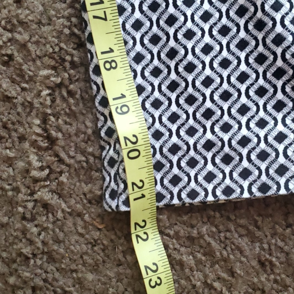 Capris - Picture 6 of 11
